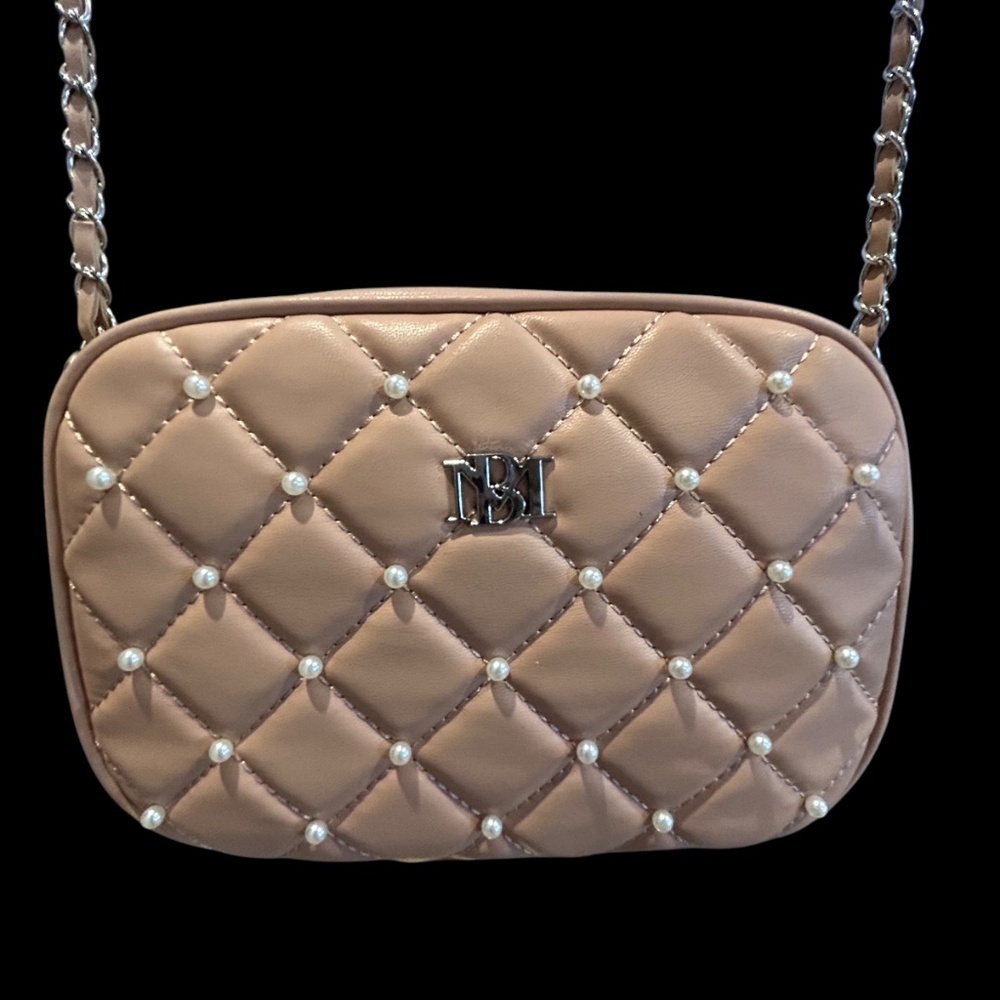 New Badgley Mischka crossbody with pearls - Picture 6 of 12